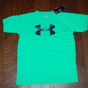NWT Boys Under Armour Logo Tee Size L Large Dri-Fit